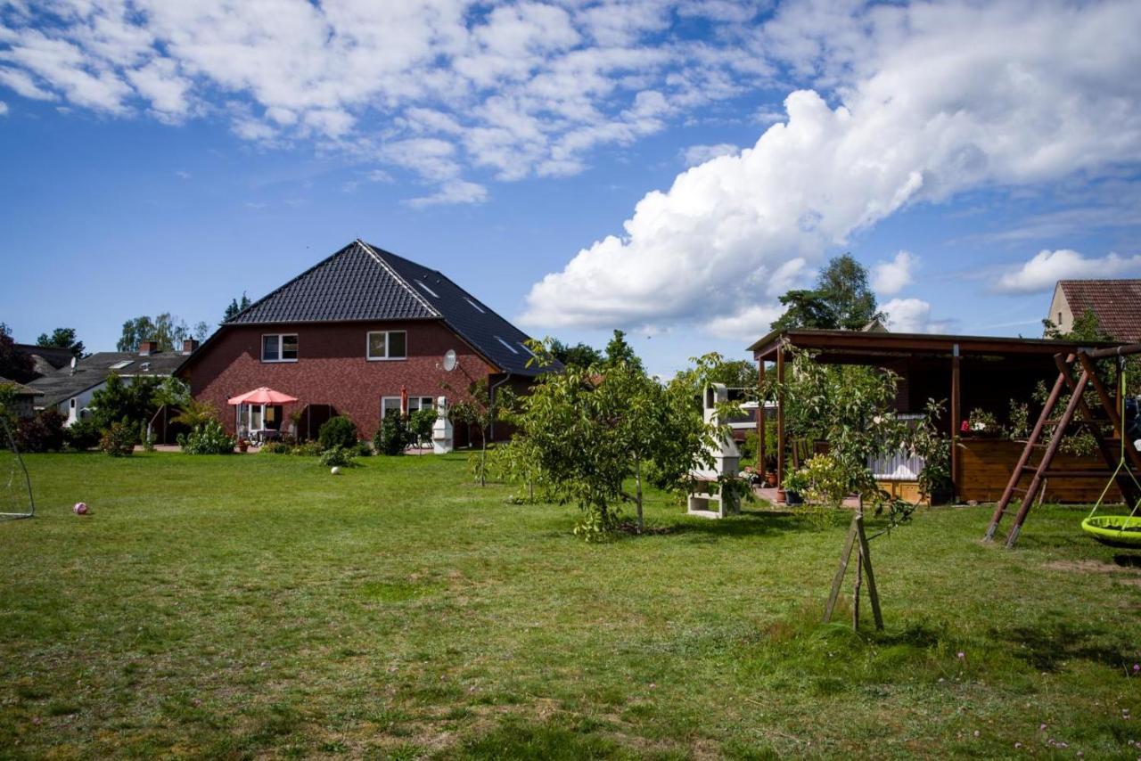 Ferienwohnung Bella Fuhlendorf  外观 照片